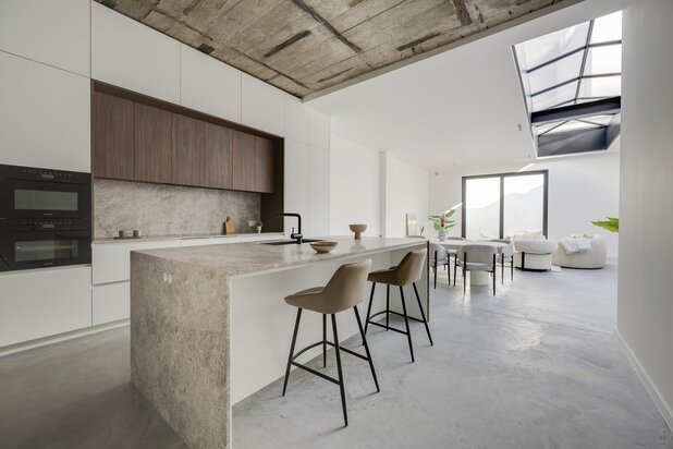 Unieke, lichtrijke loft van ca. 229 m² met ruime stadstuin