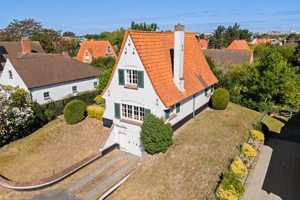 Villa de charme à rénover à vendre à Saint-Idesbald