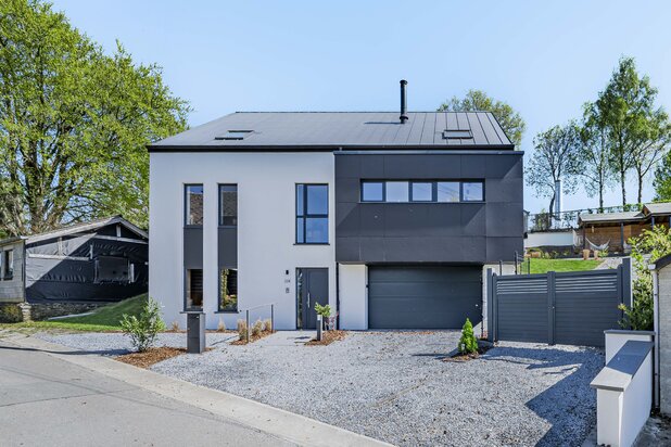 Gîte voor 13 personen met wellnessruimte in Cobru