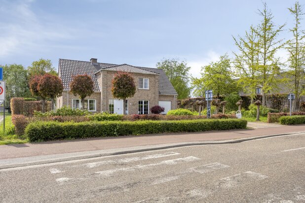 Ruime villa met 5 slaapkamers te koop in Halen