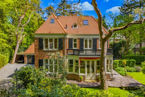 Villa te koop in HILVERSUM met referentie 19711347870
