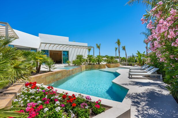 Signature Villa Ensoa - Exclusief wonen in Las Colinas Golf & Country Club