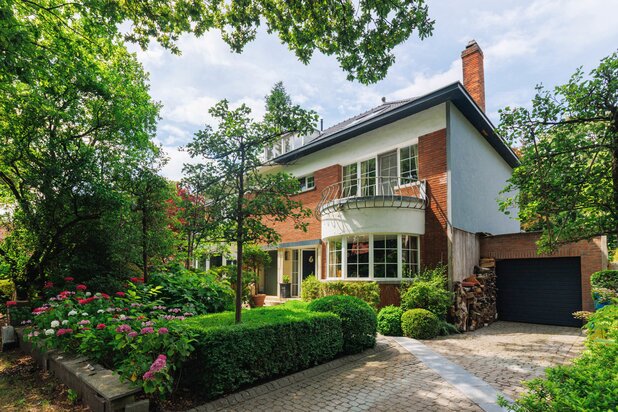 Romantique cottage avec un magnifique jardin et une piscine