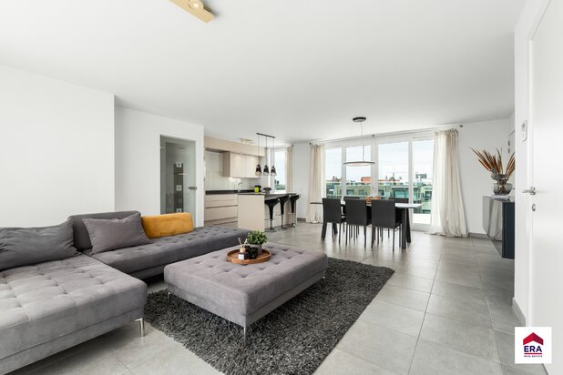 Unieke penthouse met open zicht en 2 grote terrassen!