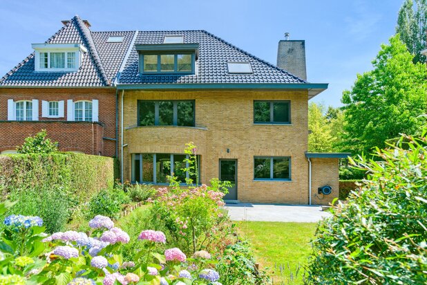 Observatorium - Mooie villa +/- 370 m²