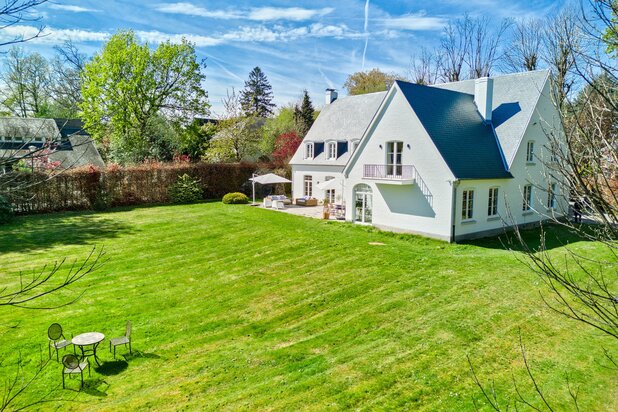 Baron d'Huart district - Spacious 5bedroom villa on 26a72