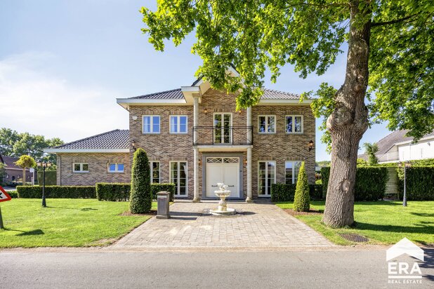 Luxe villa-landhuis in Pelt met 4 slaapkamers