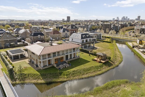 Villa te koop in ALMERE met referentie 19911050935