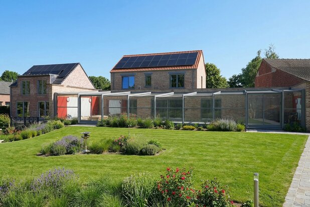 Exclusieve villa : wellness, woonfunctie en uitzicht op vijve