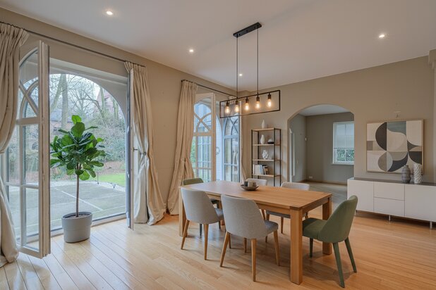 Brugmannpark – Villa van ± 450 m² bruto met tuin & garage