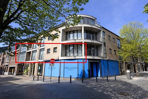 Instapklaar drie-slaapkamer appartement in het centrum