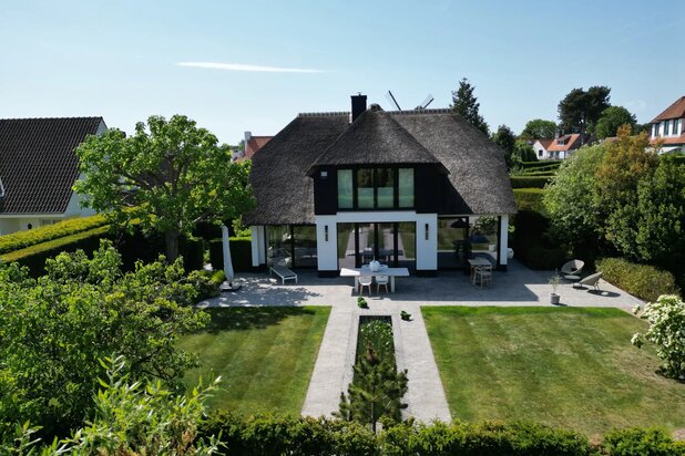 Villa lumineuse et moderne dans un cadre verdoyant au Vieux Moulin.