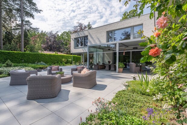 Exclusieve onderhouden architectenvilla in villawijk De Lint