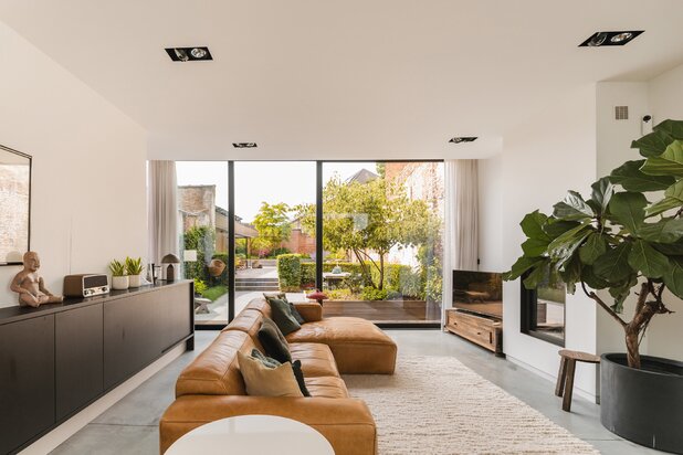 Hidden gem with swimming pool in the historic heart of Lier