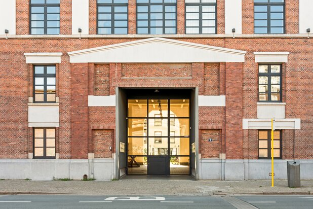 Ruime loft nabij het Eilandje 