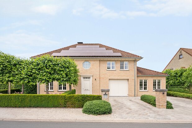 Tijdloze villa met zwembad
