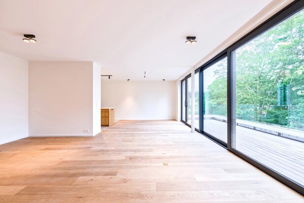 Prachtig recent appartement van 218 m²-3 slaapkamers-2 badkamers-2 douches-terassen