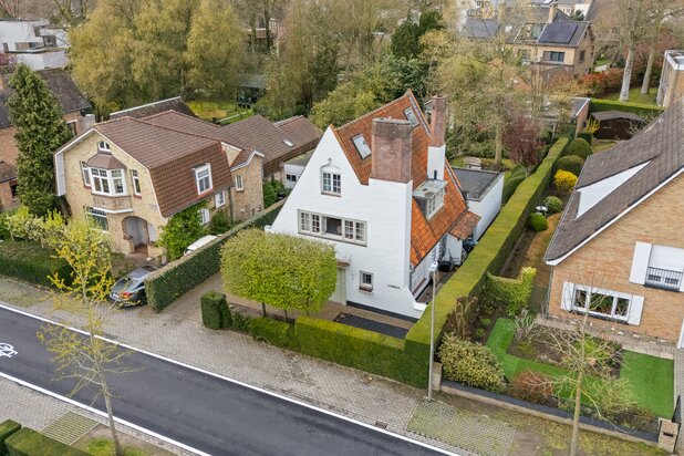 Unieke eigendom met woning & bijgebouw in Sint-Michiels