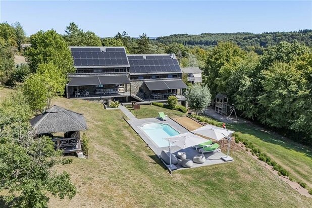 Propriété d'exception avec piscine, sauna & permis de location touristique