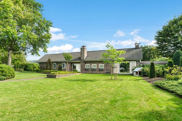Villa te koop in BUNDE met referentie 19711357558