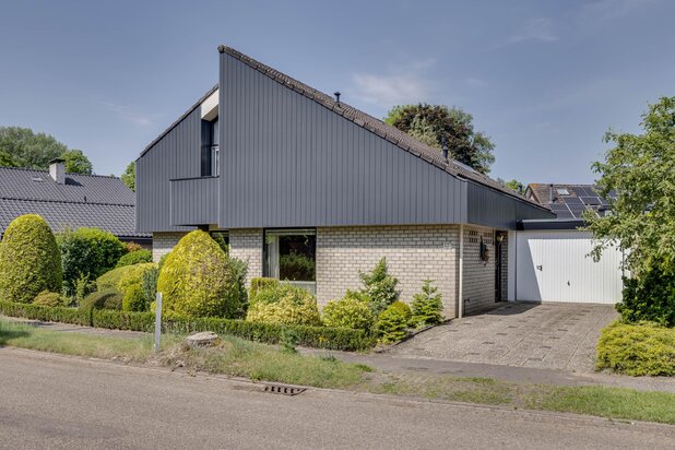 Villa te koop in Apeldoorn met referentie 19711357461