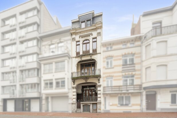 Luxueus herenhuis vlakbij zee te koop in Blankenberge!