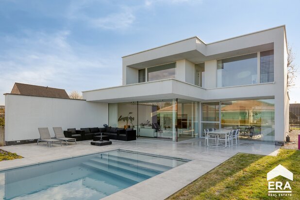 Prachtige nieuwbouwvilla te koop in Lommel