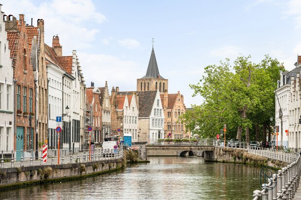 Charmant gerenoveerde stadswoning met 3 slk en stadstuin! 