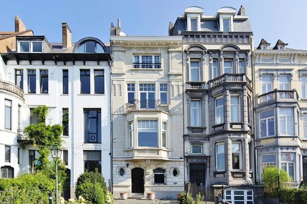 Montgomeryplein, prachtig herenhuis met 5 slaapkamers