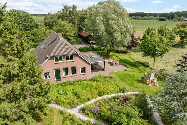 Villa for sale at Geesbrug with reference 19611460303