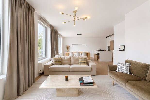 Élégant penthouse 2 chambres avec terrasse Sud