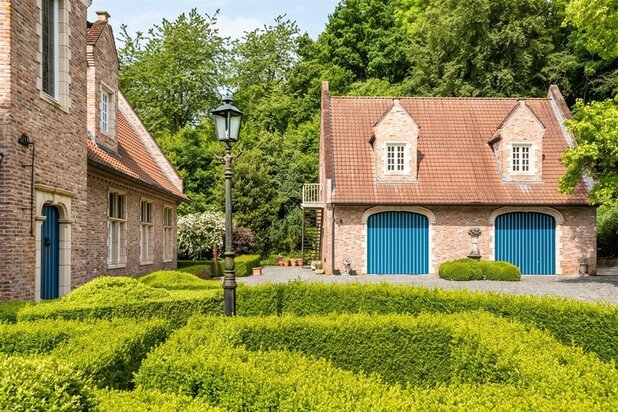 Exceptioneel landhuisdomein  met topverzicht!