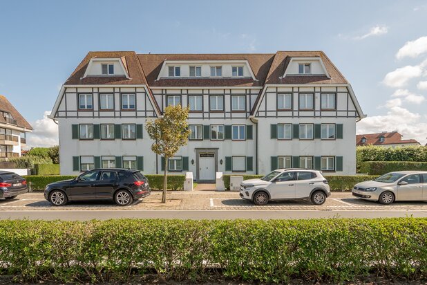 Appartement de coin de 130m² dans une villa résidence au Knokke-Zoute.