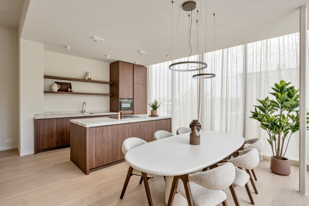 Luxueus en volledig afgewerkt appartement in authentieke villa