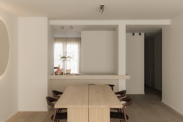 Exclusief gerenoveerd appartement met frontaal zicht op het Citadelpark