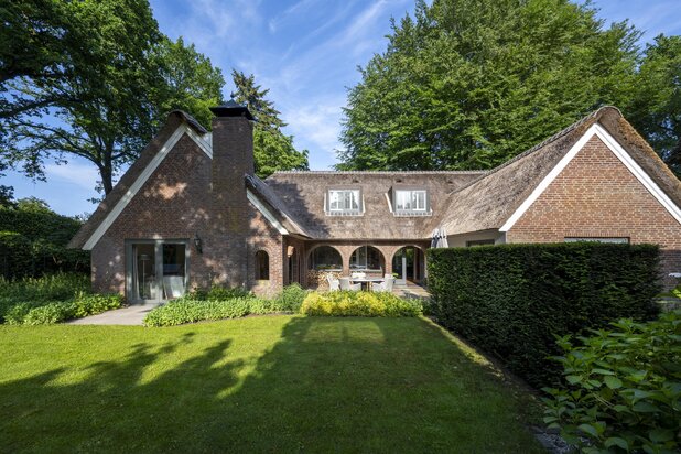 Villa a vendre a LAREN avec reference 19211764761