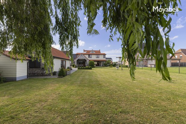 Exclusieve , volledig gemeubelde Penthouse