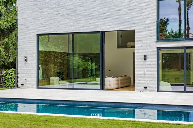 Prachtige hedendaagse villa in het hart van Prince d’Orange