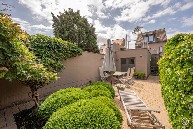 Ruime verzorgde bel-étage woning in het hartje van Oud-Knokke