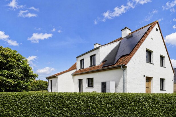 Modern villa in Lissewege