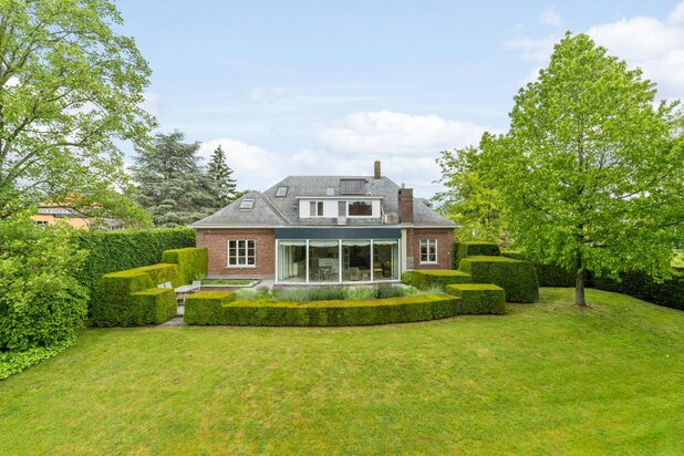 Villa exclusive avec entrée indépendante pour une profession libérale à Grimbergen