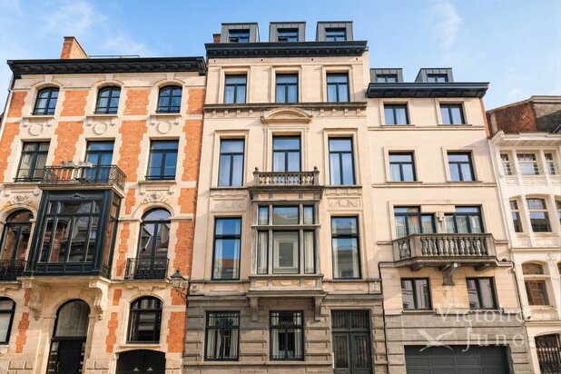 Uitzonderlijke gemeubileerde duplex - 3 kamers - Badkamer - Douche - parking