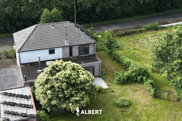 Exclusief landhuis met panoramisch zicht op vijver en bossen