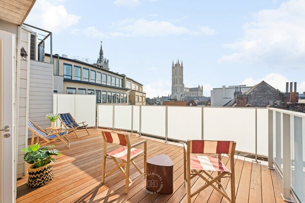 Exclusieve duplex penthouse met uitzonderlijk zicht op Sint-Baafskathedraal