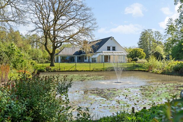 Exclusieve villa op uniek privé-domein
