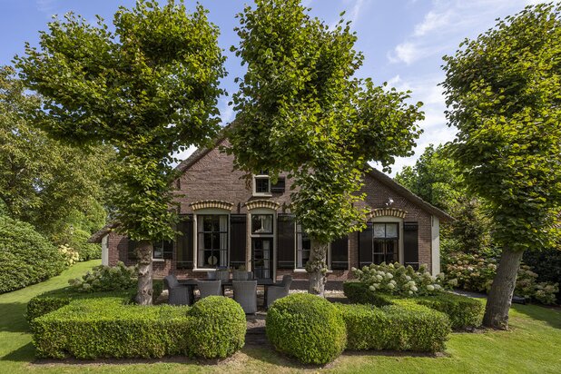 Bâtiment historique a vendre a BLARICUM avec reference 19611868459