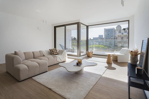 Mooi wonen in een volledig gerenoveerd appartement à Opera