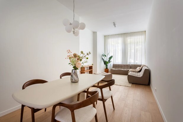 Appartement rénové avec espace extérieur à 't Zuid