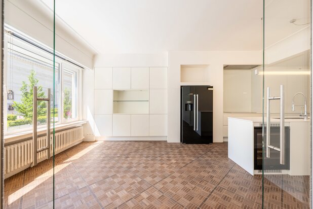Ruim appartement met uniek zicht op KMSKA