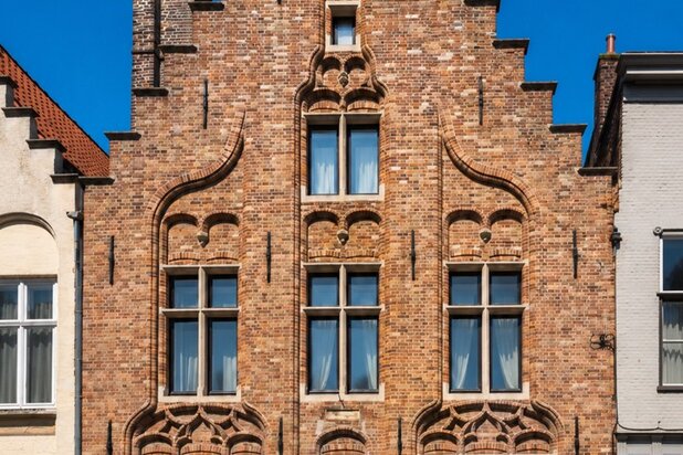 Exclusieve Guesthouse-B&B in historisch Brugge – “Maison le Dragon” / “Hier in De Draecke”